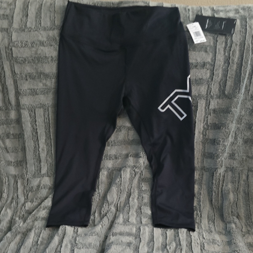 TYR Black Leggings with White Logo